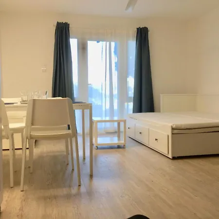 Sweethome Apartman Апартаменты