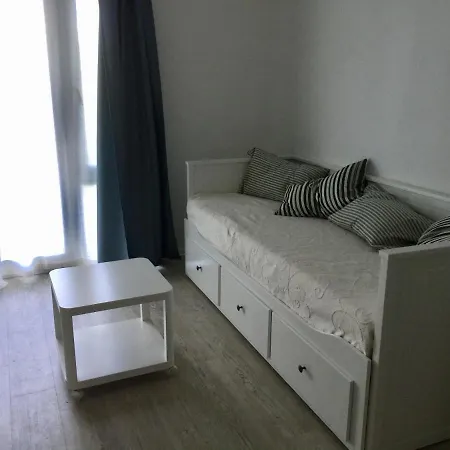 Sweethome Apartman Апартаменты Орфю